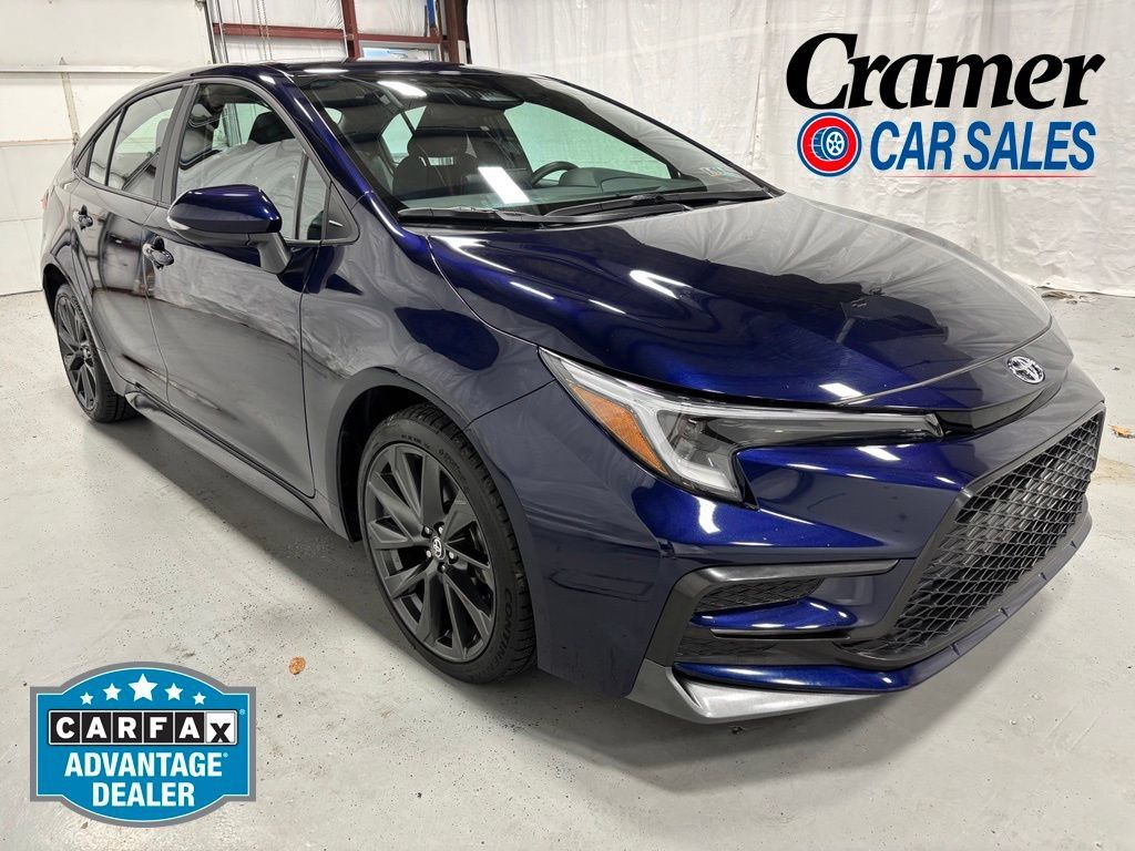 Used 2026 Toyota Corolla SE FWD image 1