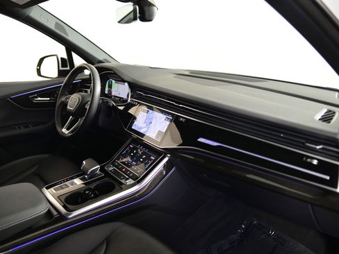 Used 2025 Audi Q7 2.0T Premium w/ Convenience Plus Package image 20