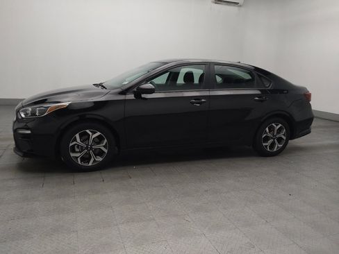 Used 2019 Kia Forte LXS FWD image 2
