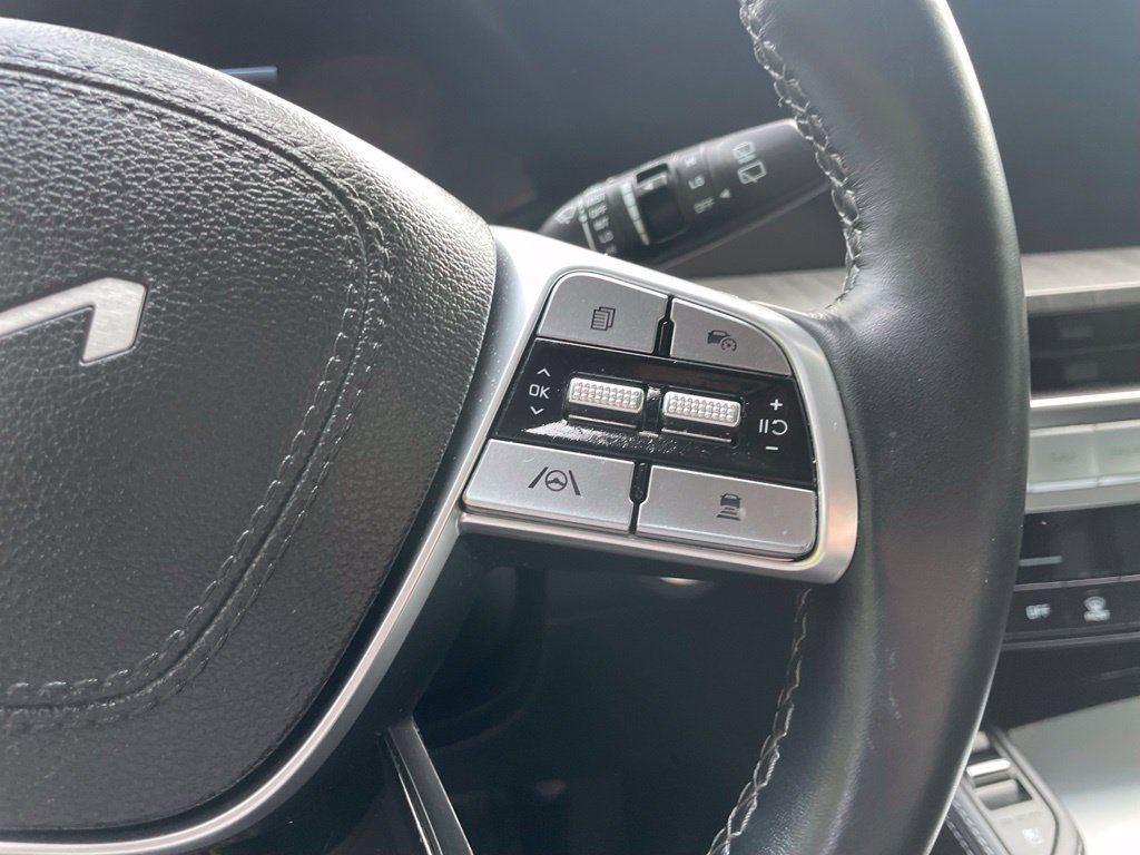 Used 2025 Kia Telluride EX w/ EX Captain's Chair Package AWD/4WD image 14