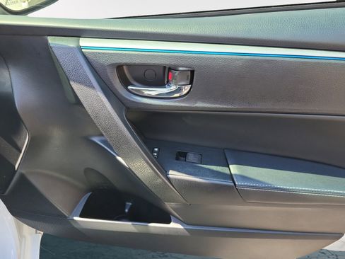 Used 2014 Toyota Corolla S w/ Driver Convenience Package FWD image 21