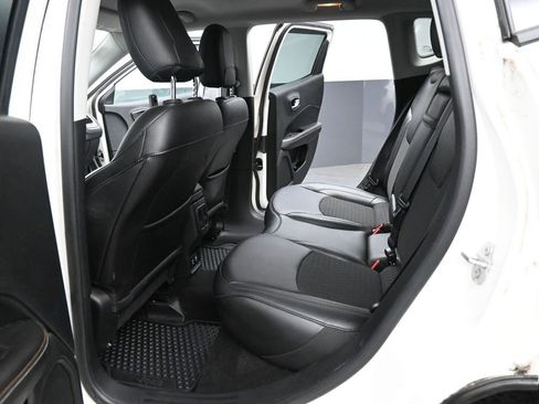 Used 2019 Jeep Compass Latitude w/ Cold Weather Group image 25