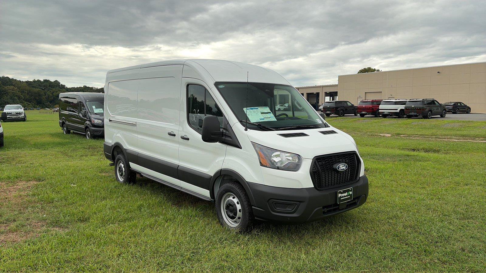 New 2026 Ford Transit 250 148 Medium Roof RWD image 8