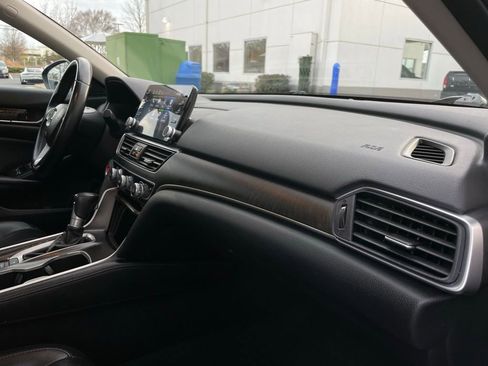 Certified 2021 Honda Accord EX-L image 34