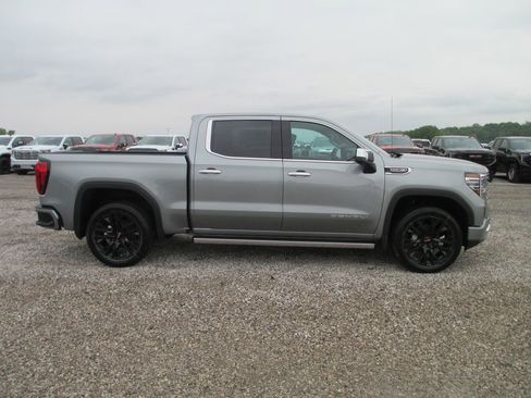 New 2026 GMC Sierra 1500 Denali AWD/4WD image 3