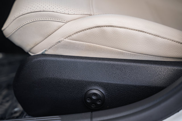 Certified 2023 Mercedes-Benz C 300 4MATIC Sedan image 33