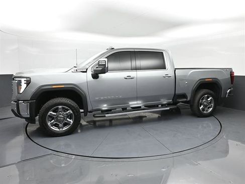 Used 2025 GMC Sierra 2500 SLT w/ SLT Premium Package AWD/4WD image 28
