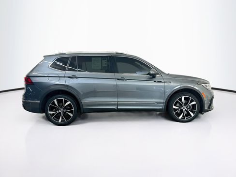 Used 2023 Volkswagen Tiguan SEL R-Line AWD/4WD image 10