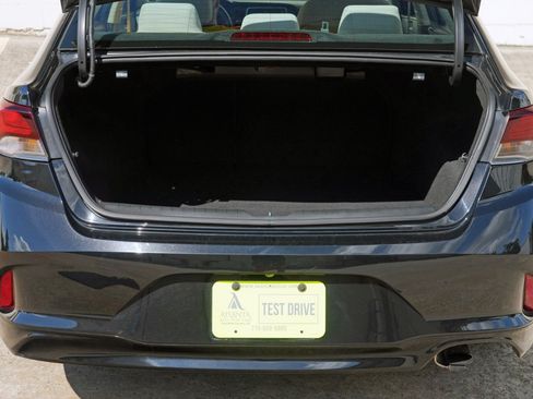 Used 2018 Hyundai Sonata SEL FWD image 9