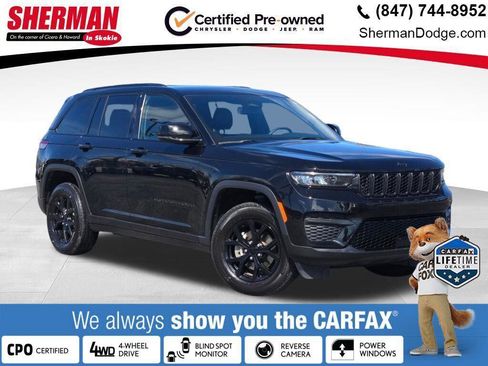 Certified 2024 Jeep Grand Cherokee Altitude image 1