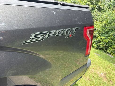 Used 2015 Ford F150 XL w/ Equipment Group 101A Mid AWD/4WD image 9