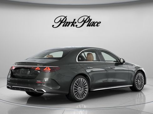 New 2026 Mercedes-Benz E 350 4MATIC Sedan image 20