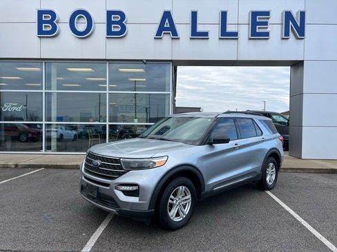 Used 2022 Ford Explorer XLT w/ Equipment Group 202A image 1