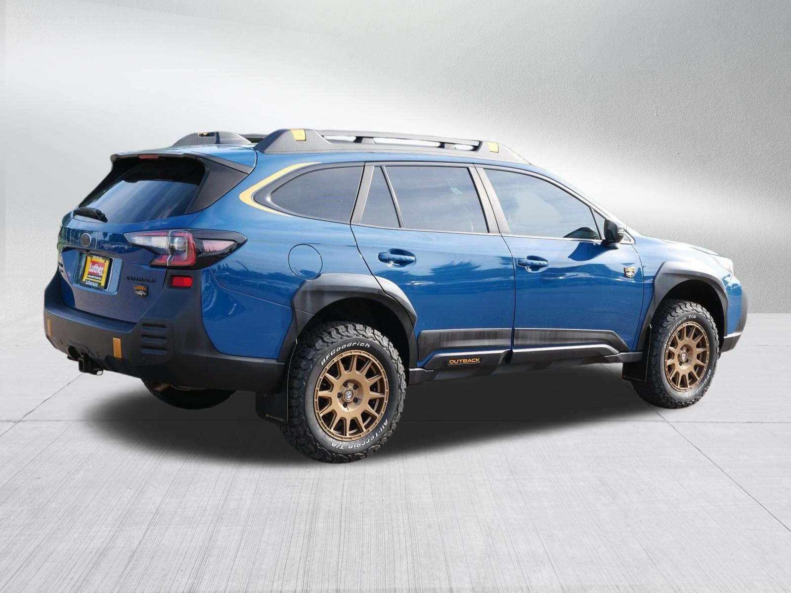 Used 2022 Subaru Outback Wilderness AWD/4WD image 7