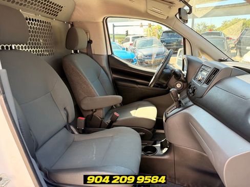Used 2014 Nissan NV200 SV w/ Exterior Appearance Package FWD image 29