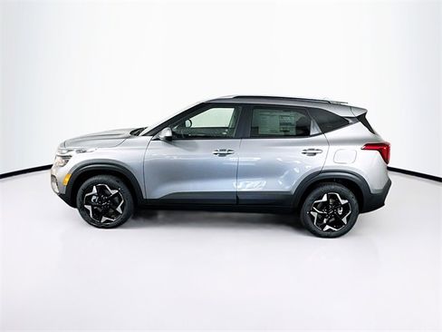 New 2026 Kia Seltos S image 8