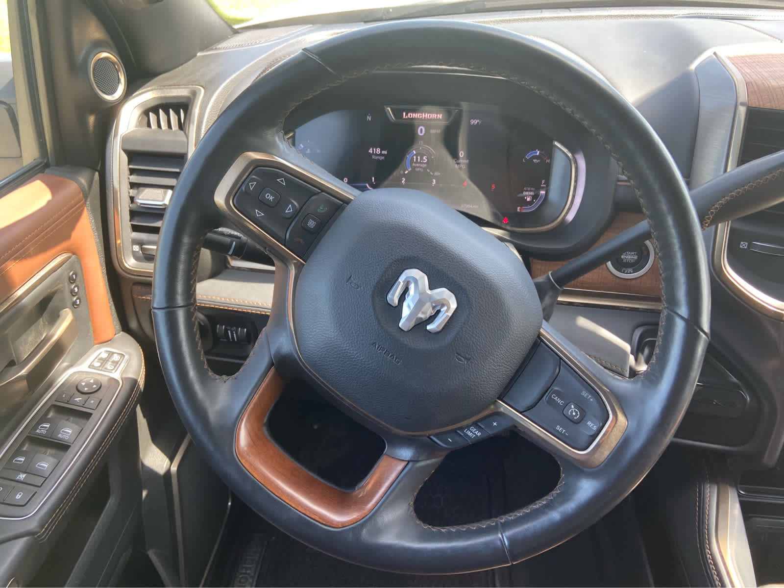 Used 2024 RAM 3500 Limited AWD/4WD image 20