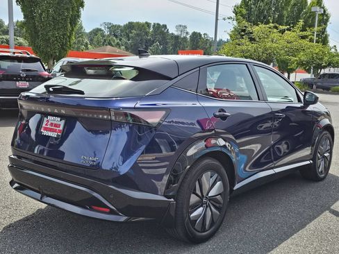 Used 2024 Nissan Ariya AWD image 5