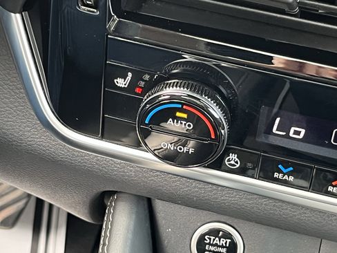 Used 2021 Nissan Rogue SL image 33