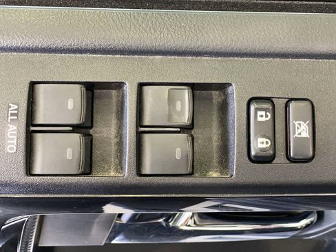 Used 2023 Toyota 4Runner TRD Off-Road Premium w/ Moonroof Package AWD/4WD image 15