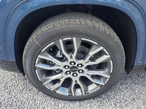 New 2026 GMC Acadia Denali Ultimate FWD image 9