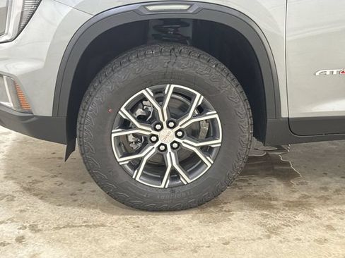 New 2026 GMC Acadia AT4 w/ Luxury Package AWD/4WD image 34