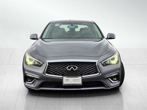Used 2018 INFINITI Q50 Luxe w/ Sensory Package (Luxe) image 2