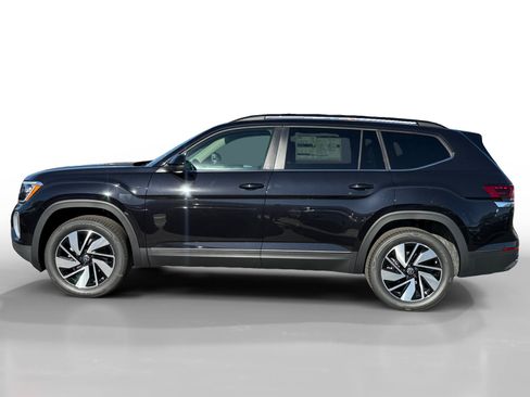 New 2026 Volkswagen Atlas SE AWD/4WD image 2