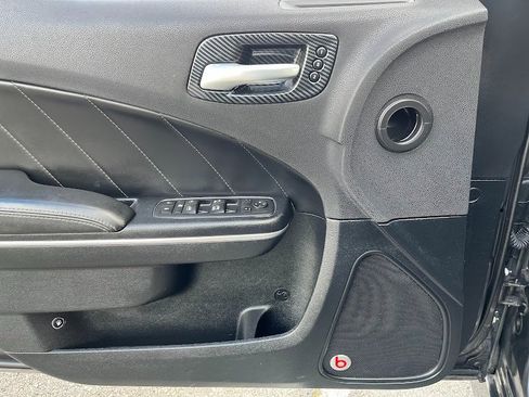 Used 2016 Dodge Charger R/T Scat Pack w/ Beats Audio Group image 6