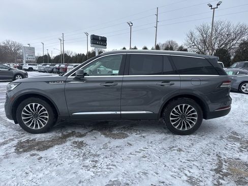 Used 2023 Lincoln Aviator Reserve w/ Equipment Group 201A image 4