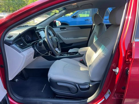 Used 2019 Hyundai Sonata SE FWD image 26
