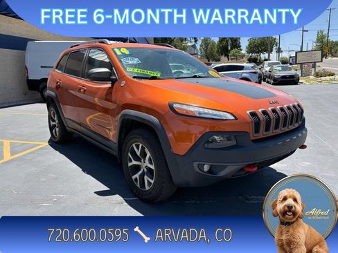 Used 2016 Jeep Cherokee Trailhawk w/ Comfort/Convenience Group AWD/4WD image 1