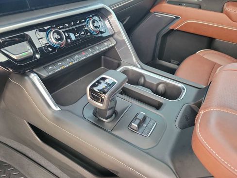 Used 2023 GMC Sierra 1500 Denali Ultimate image 17