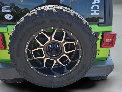 Used 2018 Jeep Wrangler Unlimited Sport S AWD/4WD image 32
