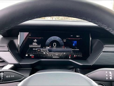 Used 2024 GMC Acadia Elevation FWD image 19