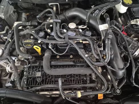 Used 2020 Ford Fusion SE FWD image 31