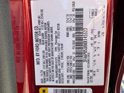 Used 2019 Ford Fusion Energi Titanium FWD image 26