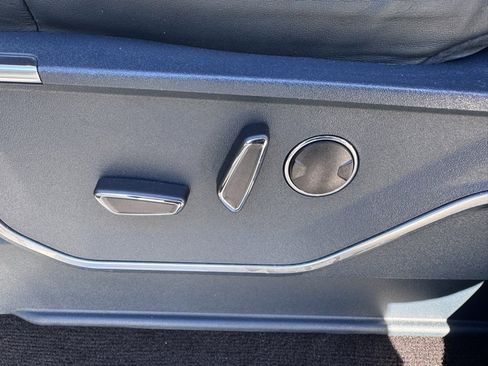 Used 2023 Ford F150 Limited image 28