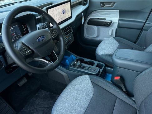 New 2025 Ford Maverick XLT w/ XLT Luxury Package AWD/4WD image 9