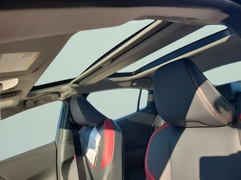 New 2026 Toyota Prius Plug-In Hybrid FWD image 24