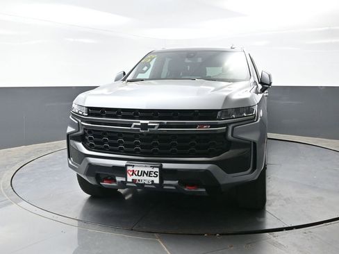 Used 2022 Chevrolet Suburban Z71 w/ Z71 Off-Road Package AWD/4WD image 8
