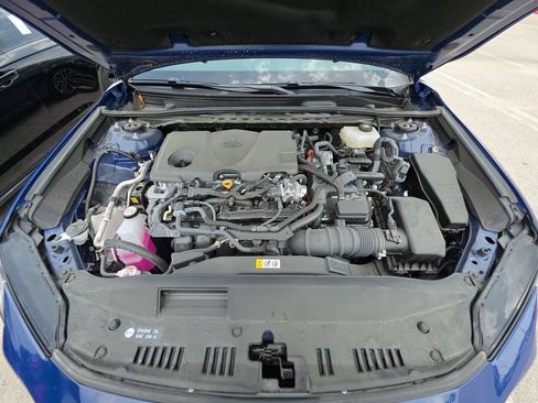 Used 2025 Toyota Camry XLE FWD image 7