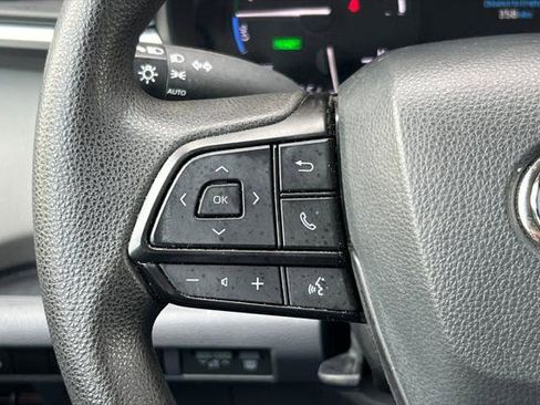 Certified 2022 Toyota Sienna LE AWD/4WD image 27