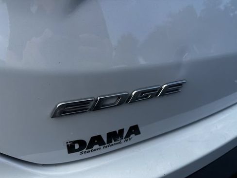 Certified 2020 Ford Edge SE FWD image 42