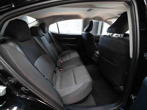 Used 2025 Toyota Camry LE image 24