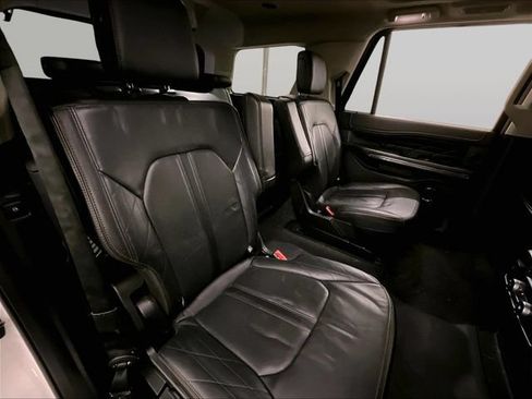 Used 2019 Ford Expedition Platinum AWD/4WD image 27