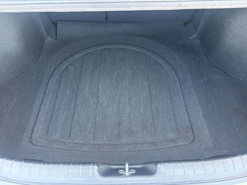 Used 2025 Hyundai Elantra SEL image 32