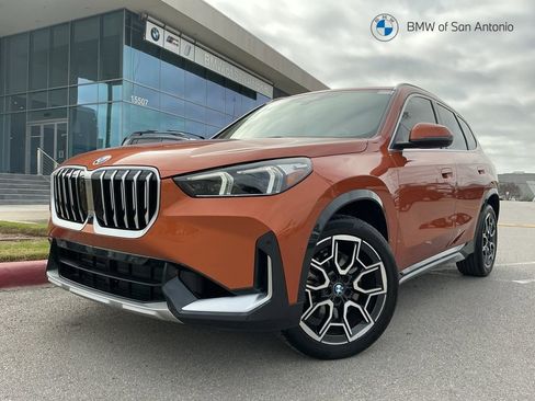Certified 2025 BMW X1 xDrive28i w/ Technology Package AWD/4WD image 1