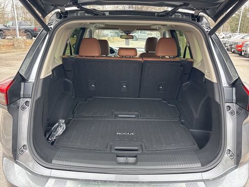 New 2026 Nissan Rogue Platinum w/ Platinum Premium Package AWD/4WD image 16