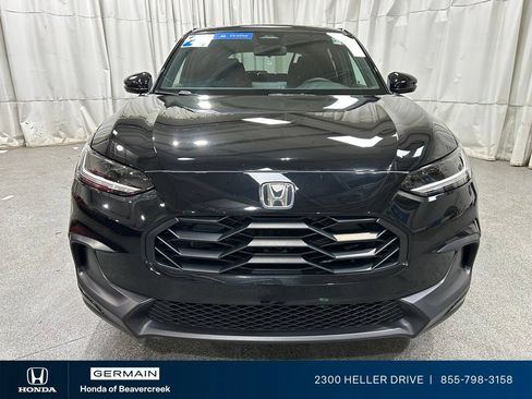 Used 2024 Honda HR-V Sport image 3